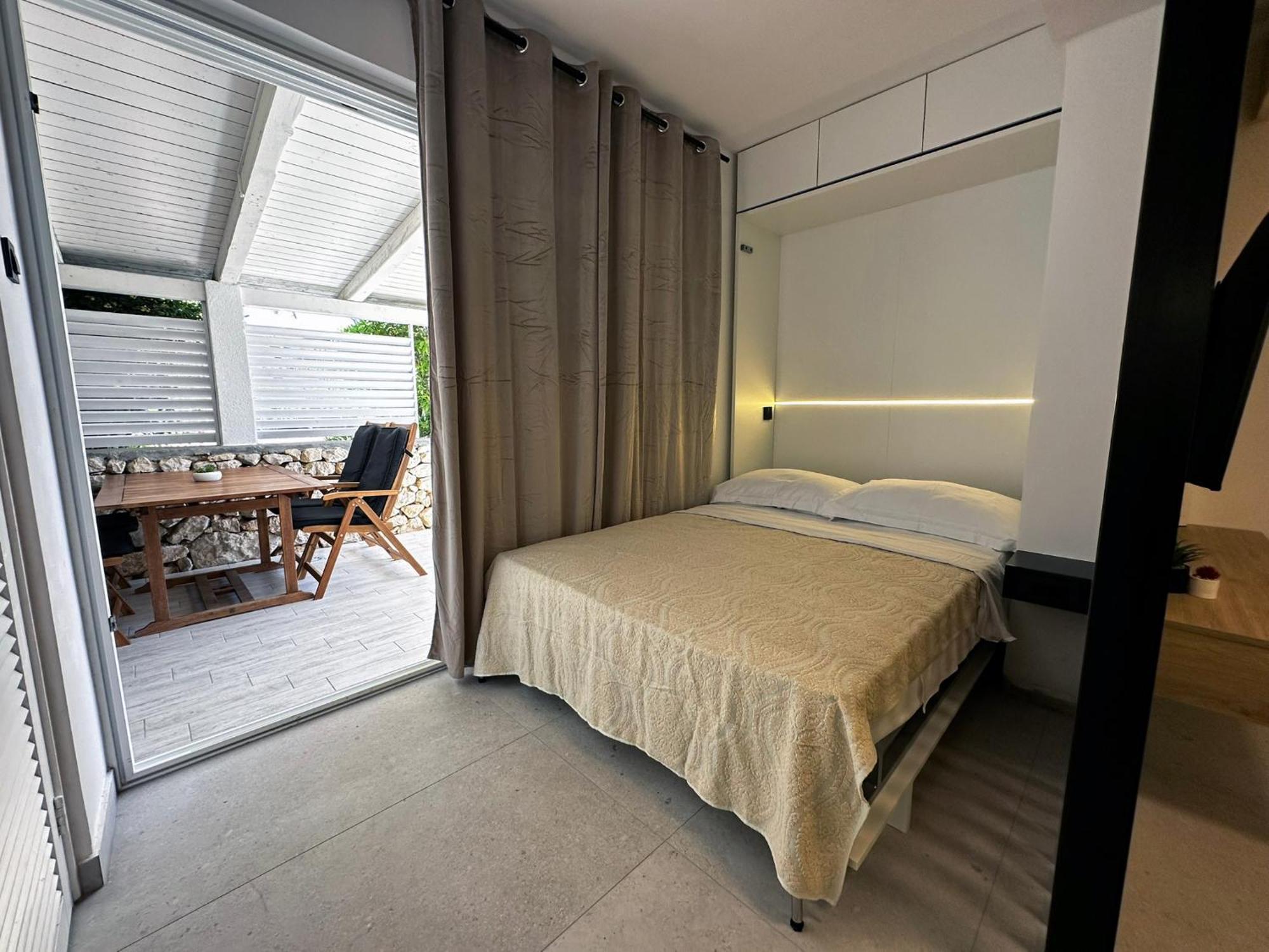 Studio Apartments Lace Novalja Kültér fotó