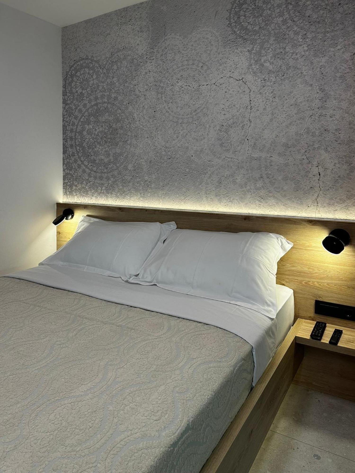 Studio Apartments Lace Novalja Kültér fotó